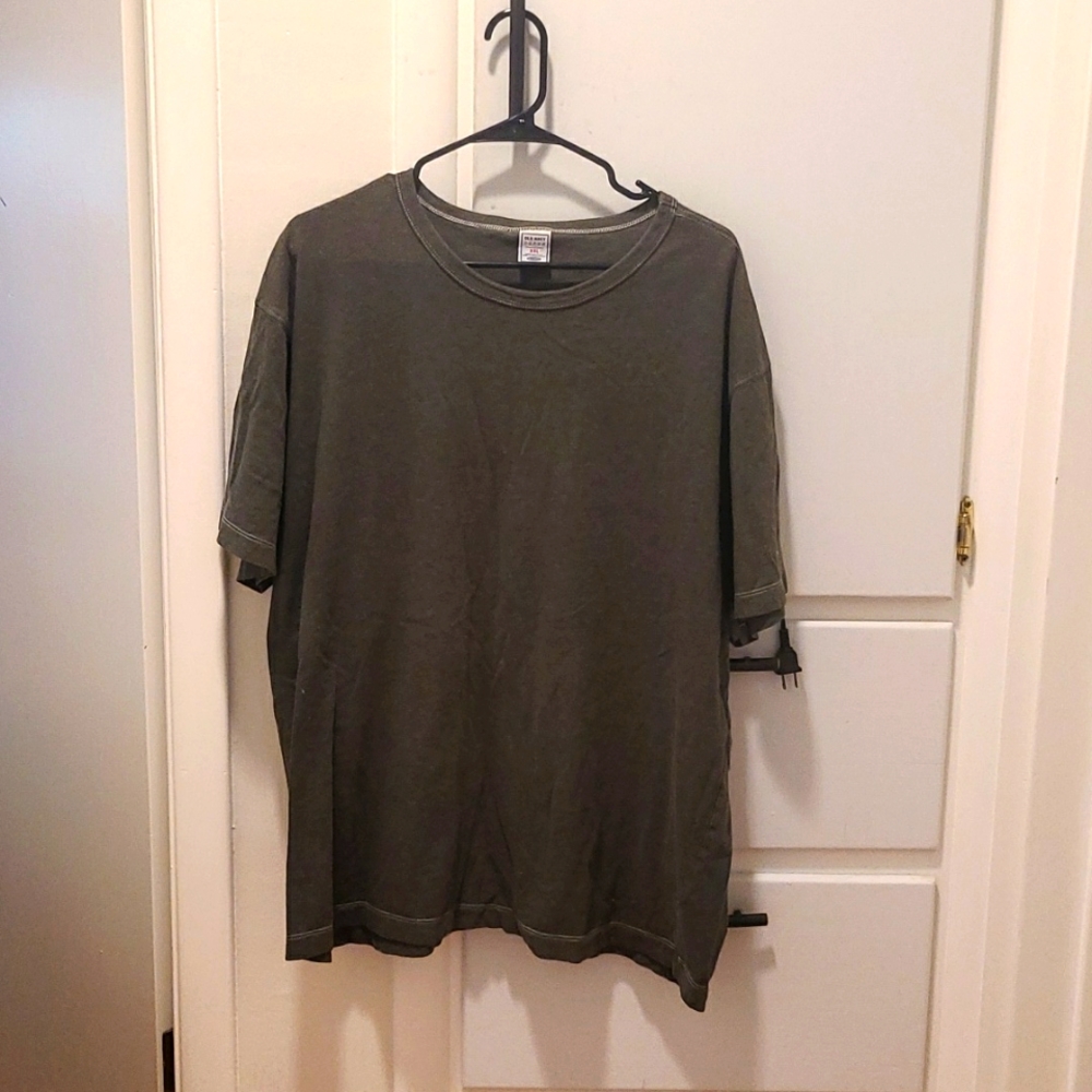 Basic Old Navy Tee